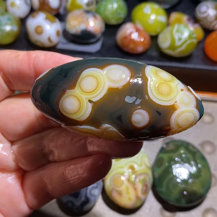 未镶嵌玛瑙/玉髓珠宝半成品131