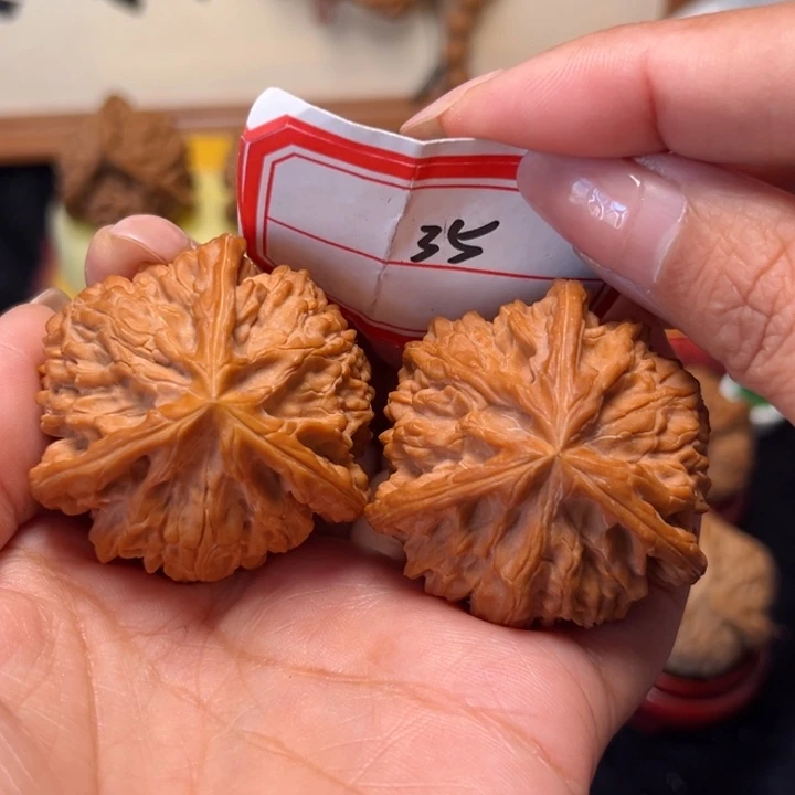 文玩核桃吊坠43大尺御龙奔35