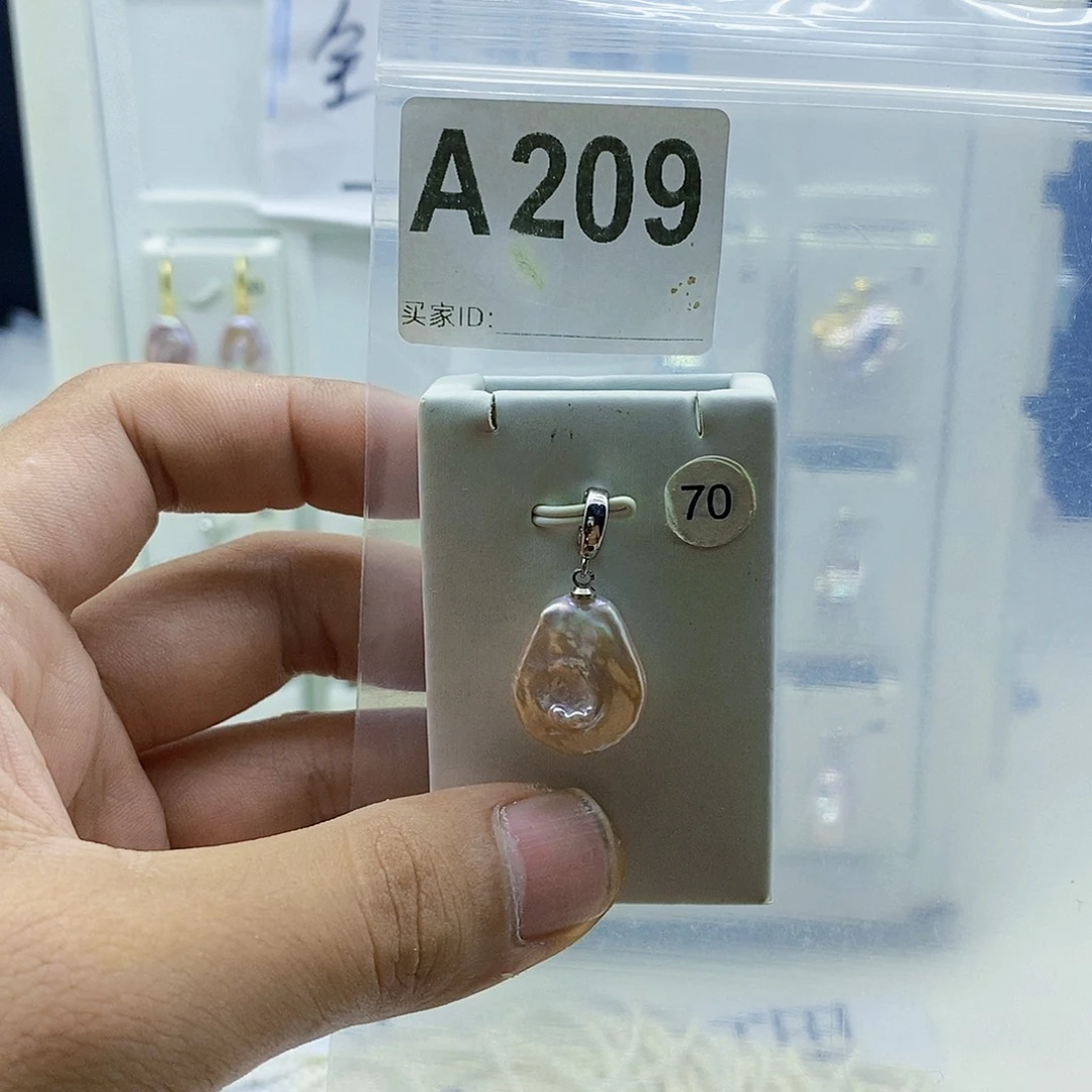 合金淡水珍珠颈饰