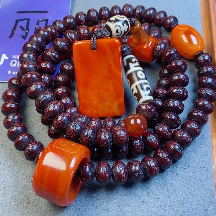 凤眼菩提吊坠用****4凤眼菩提