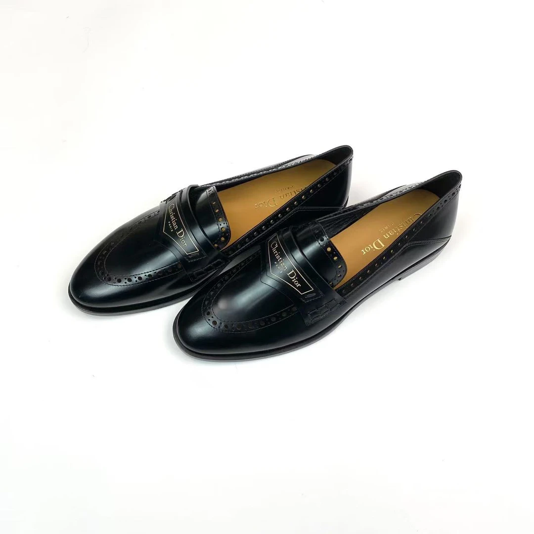 全新未使用 DIOR/迪奥 AA2514 24ss牛皮雕花乐福鞋 36码 无配件