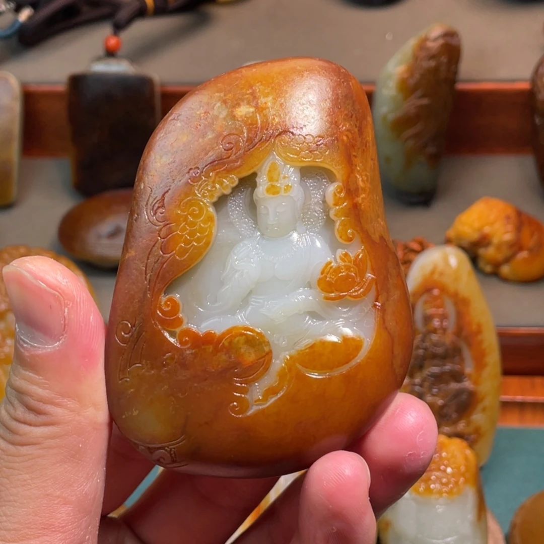 和田玉未镶嵌颈饰