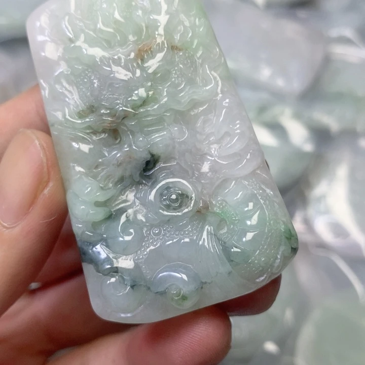 翡翠未镶嵌颈饰天然翡翠A货