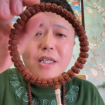 星月菩提手串手持