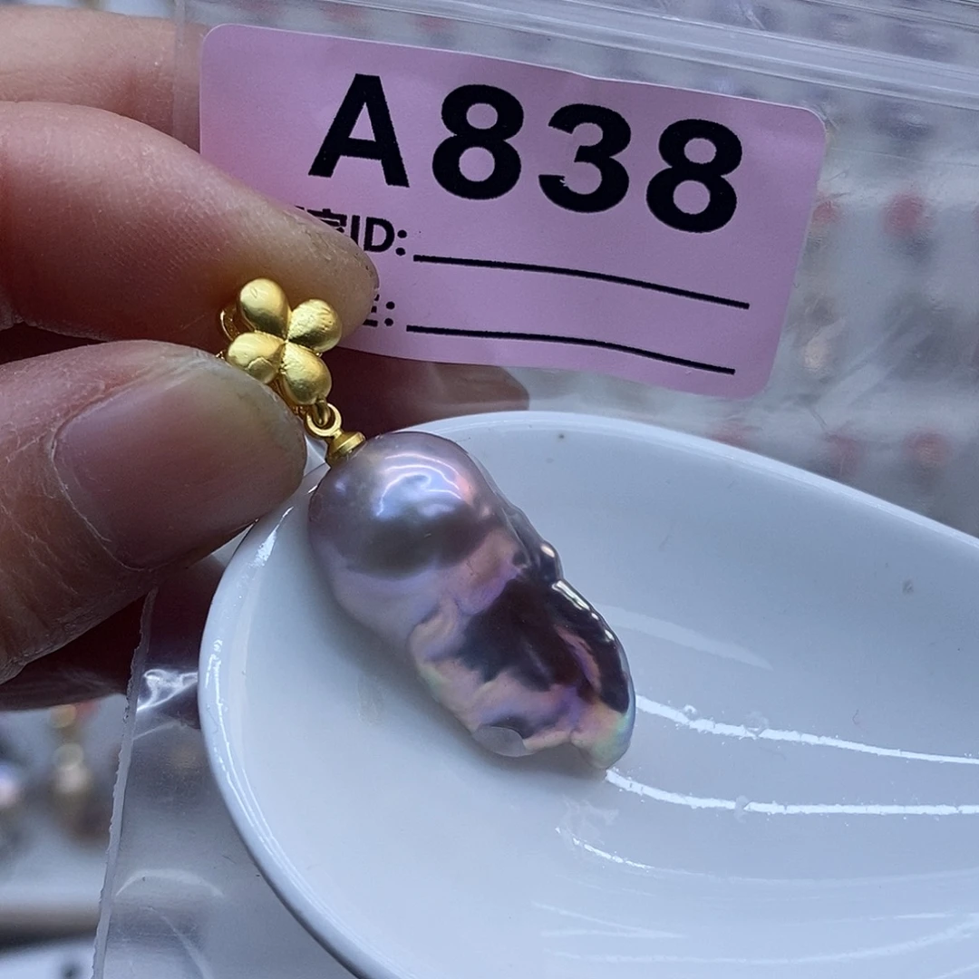 颈饰未镶嵌淡水珍珠