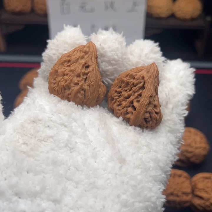 吊坠文玩核桃文玩核桃。 宝