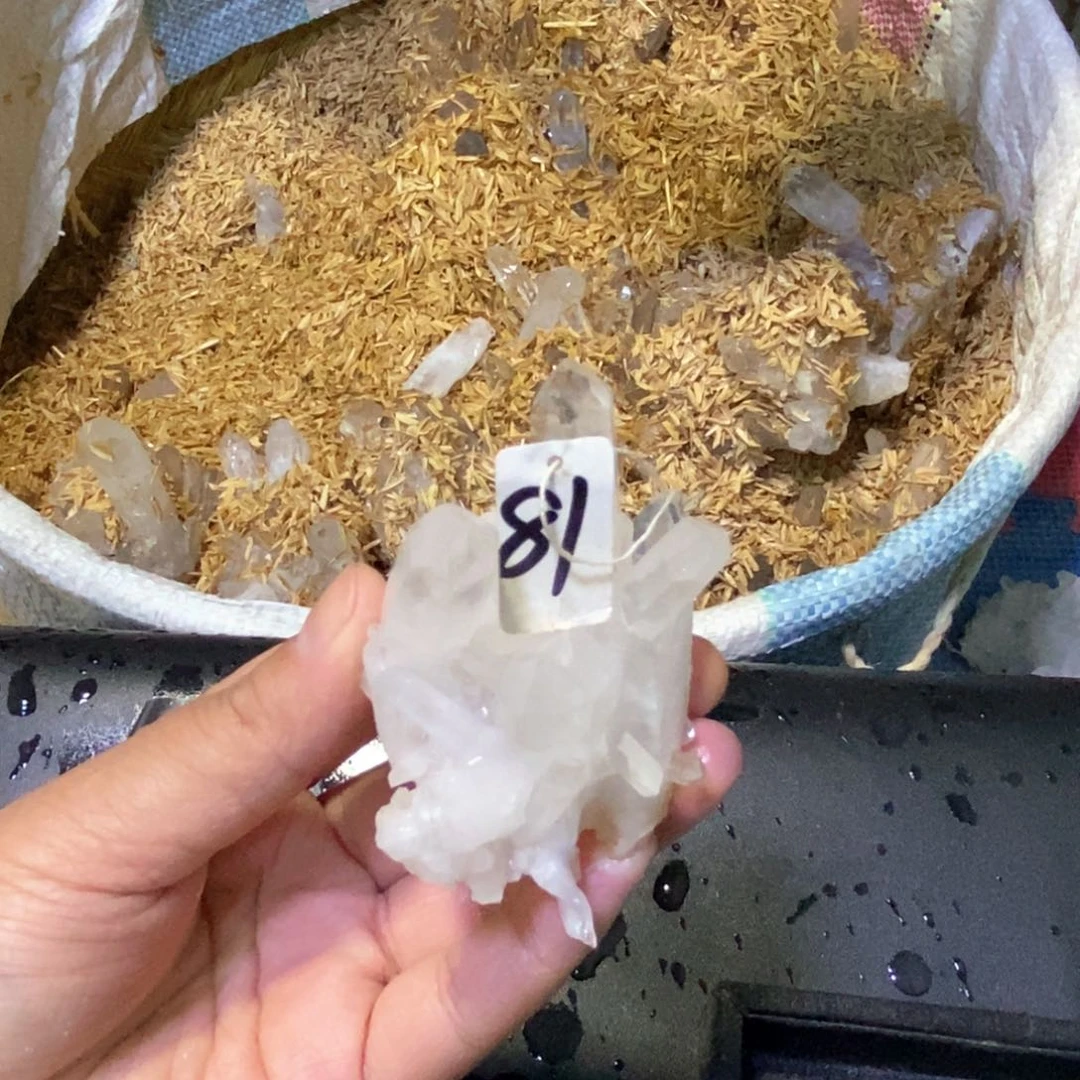 水晶原石摆件未镶嵌水晶寒*雪