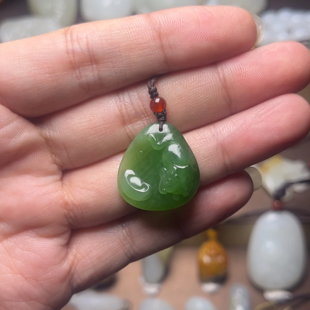 和田玉未镶嵌吊坠(不含链)