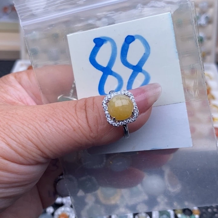 未镶嵌戒指翡翠缅甸