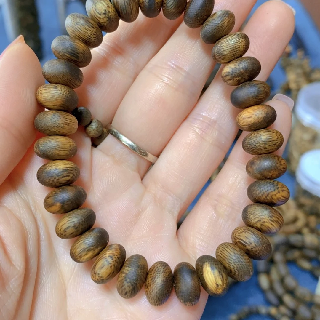 手串沉香乌身卡1.0-7克多样性发货一条