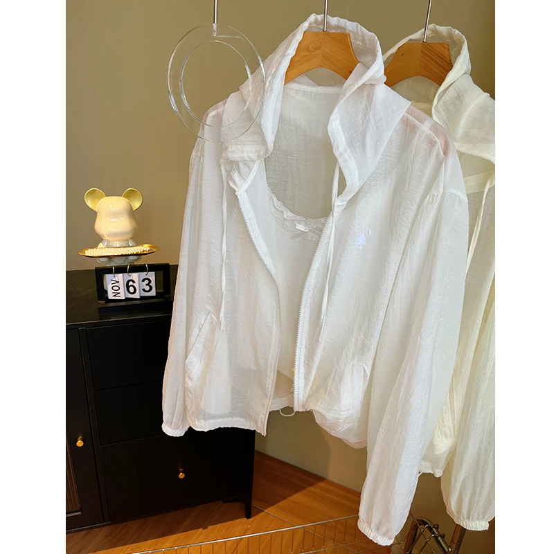 2025新款小个子宽松连帽防晒服短外套夏季轻薄冰丝透气防晒衣女款