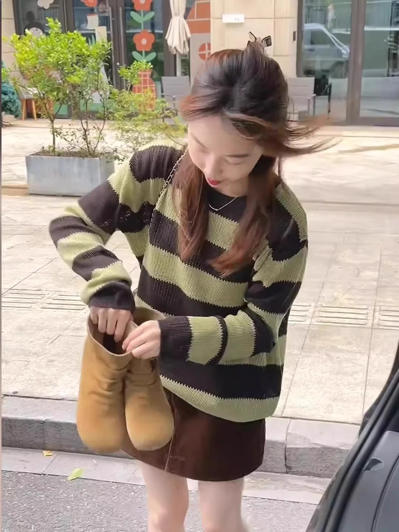 条纹长袖针织衫2025秋季款简单大方高级感洋气欧货潮时髦宽松上衣