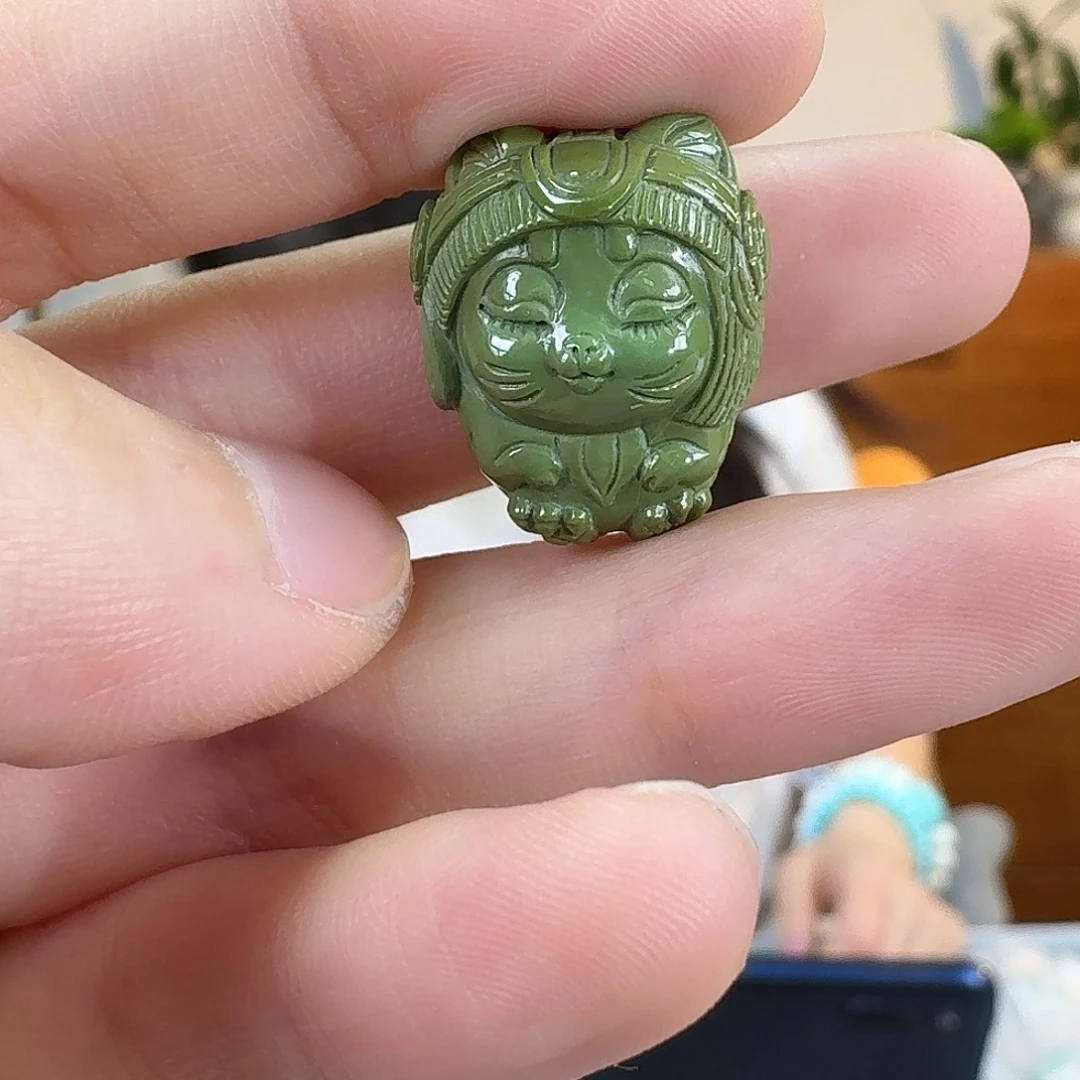 绿松石未镶嵌挂件