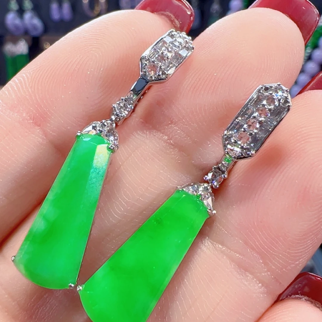 翡翠18K金镶嵌耳饰签收后24小时鉴赏期