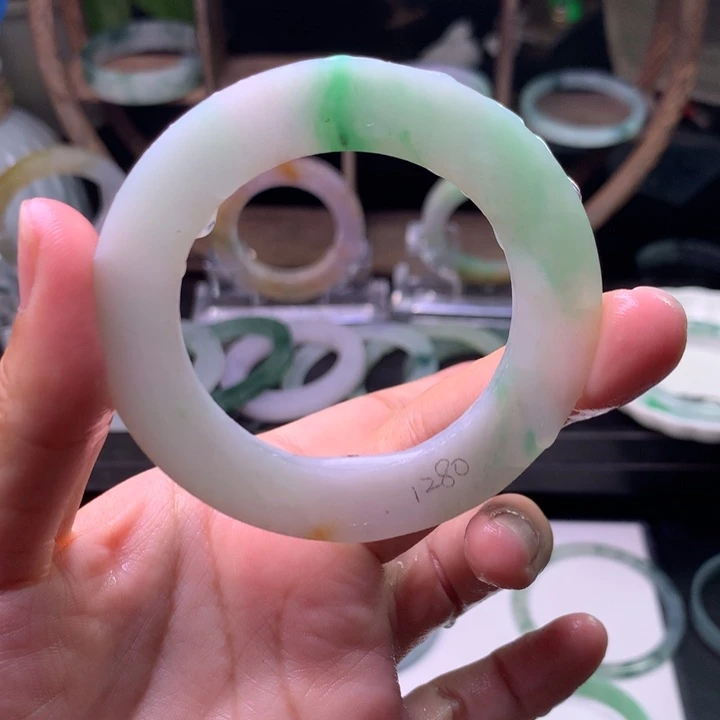 未镶嵌翡翠定制翡翠
