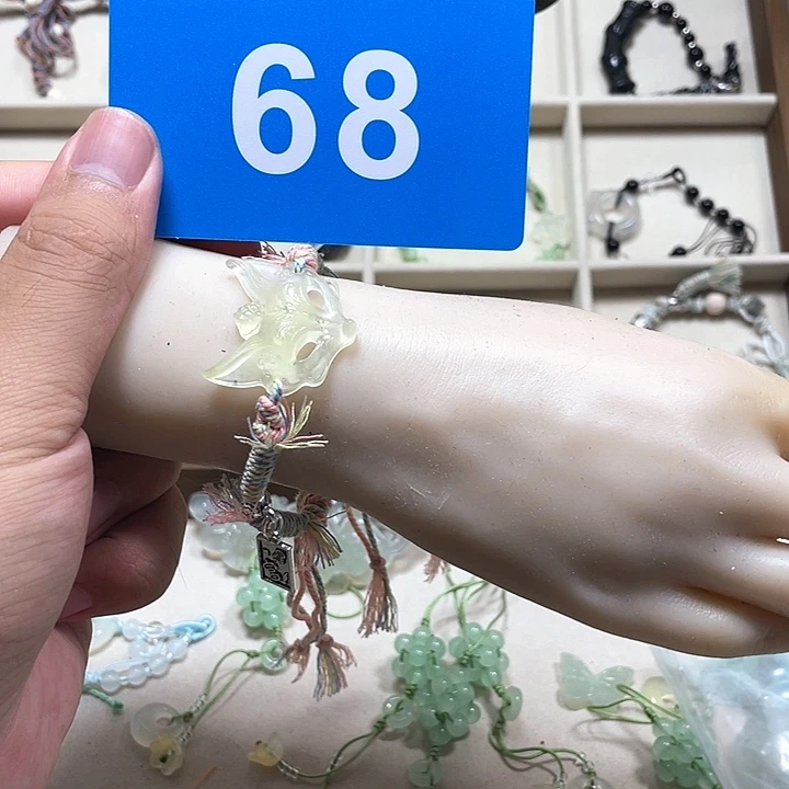合金蛇纹石玉颈饰