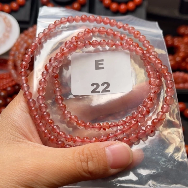 越***越南红玛瑙未镶嵌多样性发货默认微瑕称重5mm