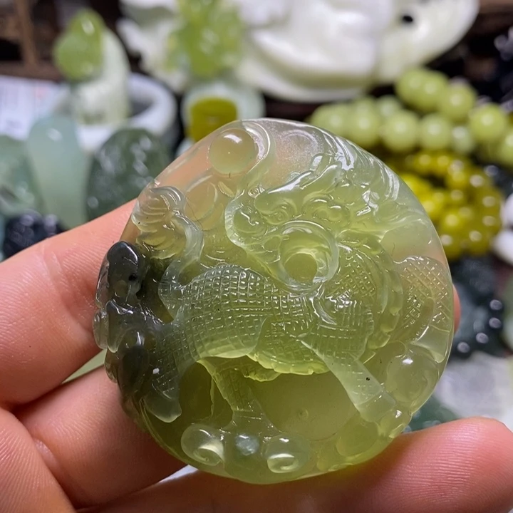 岫玉未镶嵌岫玉挂件
