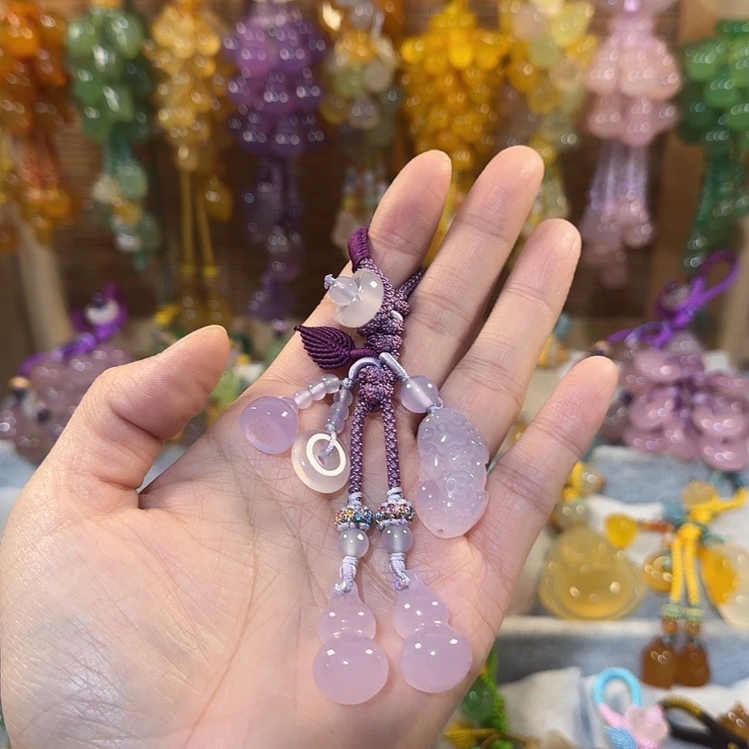 烟***朦玛瑙/玉髓未镶嵌钥匙挂件