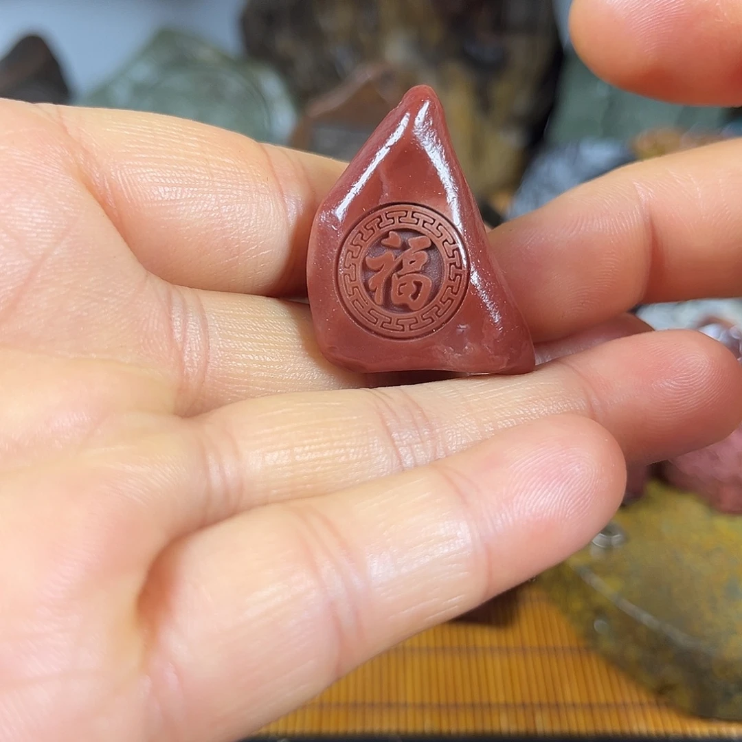 新疆戈壁石原石雕刻70
