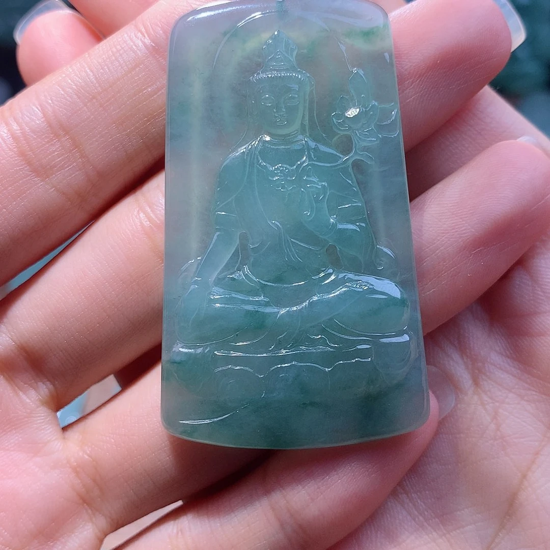 翡翠未镶嵌颈饰醇*翡翠