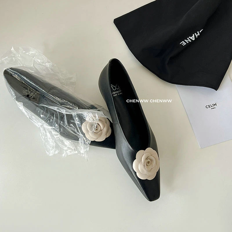 【CHENWW】小香风复古山茶花方头粗跟浅口经典百搭单鞋黑色尖头