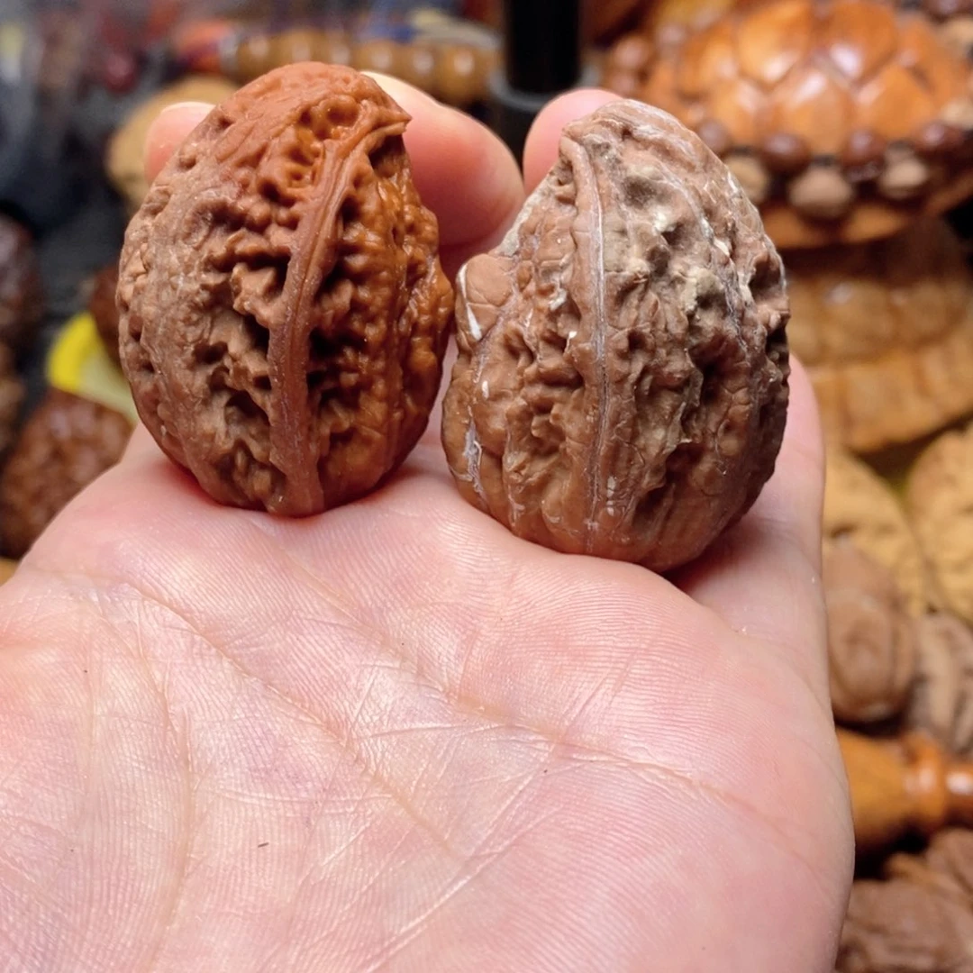 文玩核桃吊坠瑕疵60