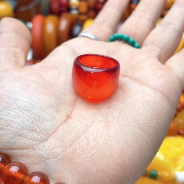 树脂制品32号黄➕红指环