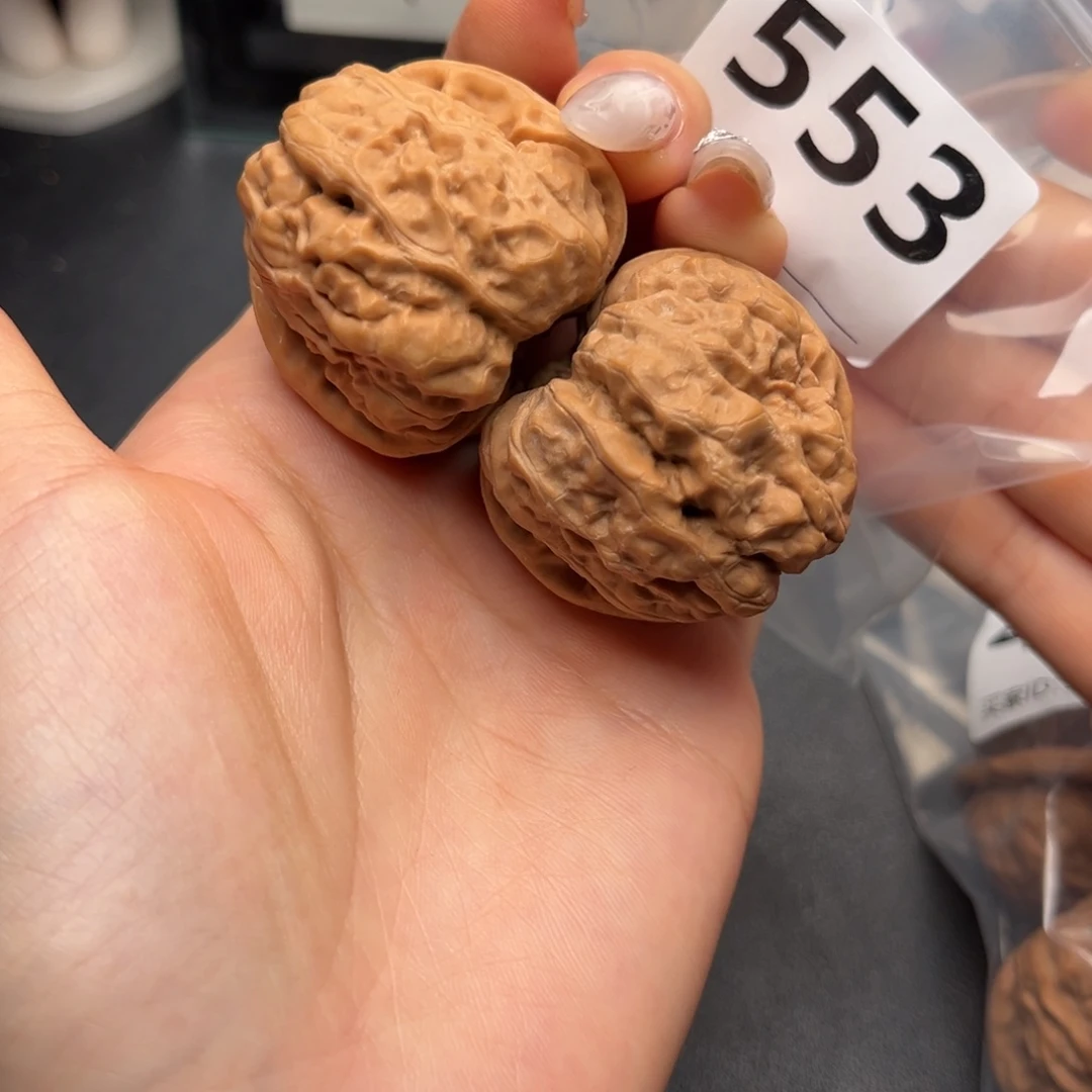 文玩核桃把件肚44边39