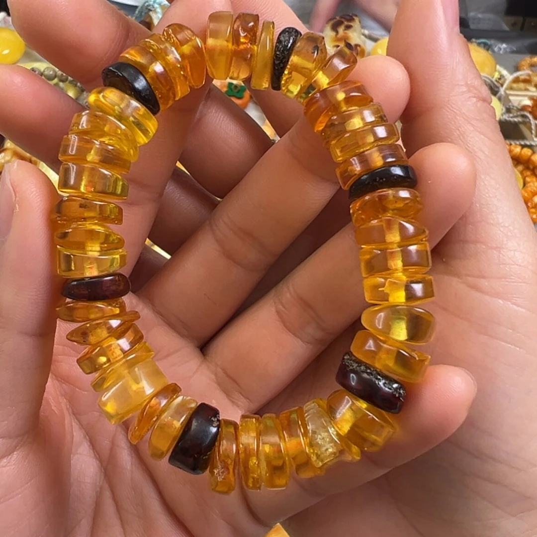 琥珀裸石未镶嵌琥珀