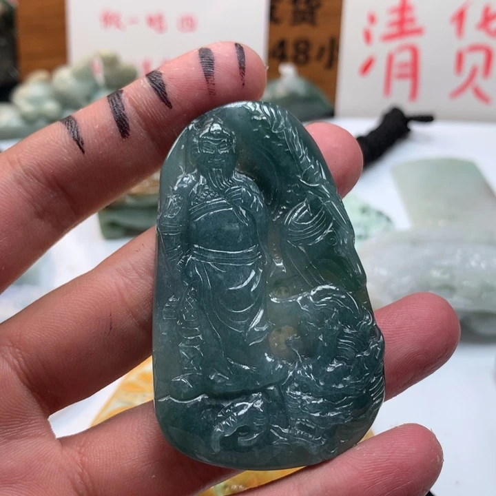 翡翠未镶嵌颈饰保真天然a货翡翠