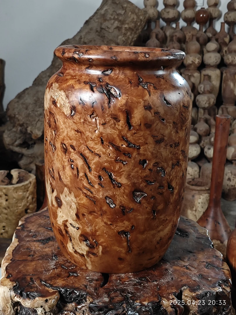 百年雷击枣木老料画缸（高40，直径30）