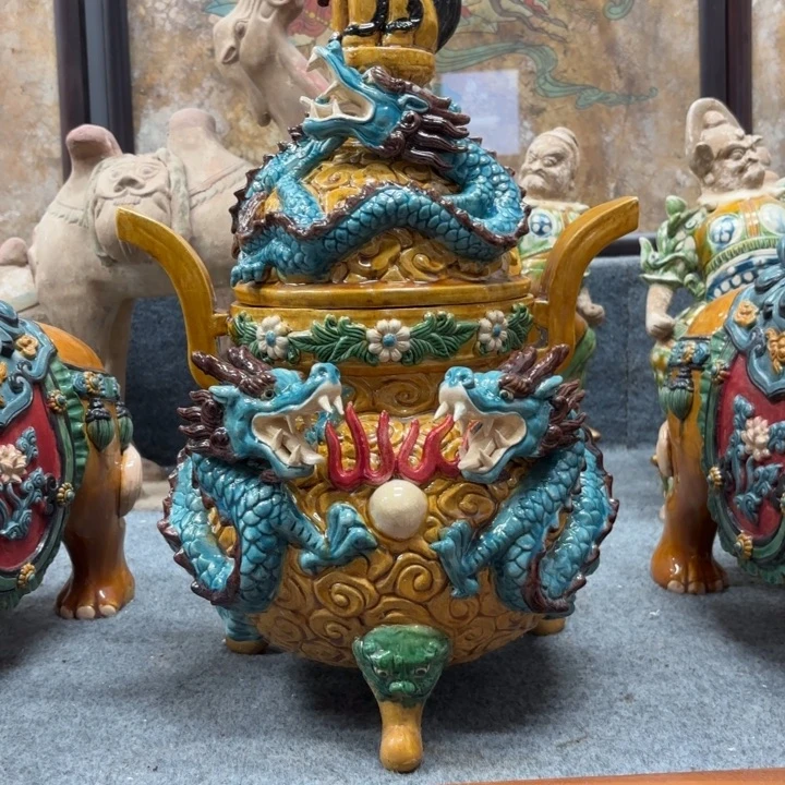 潜***斋陶瓷琉璃三彩香炉高度50厘米