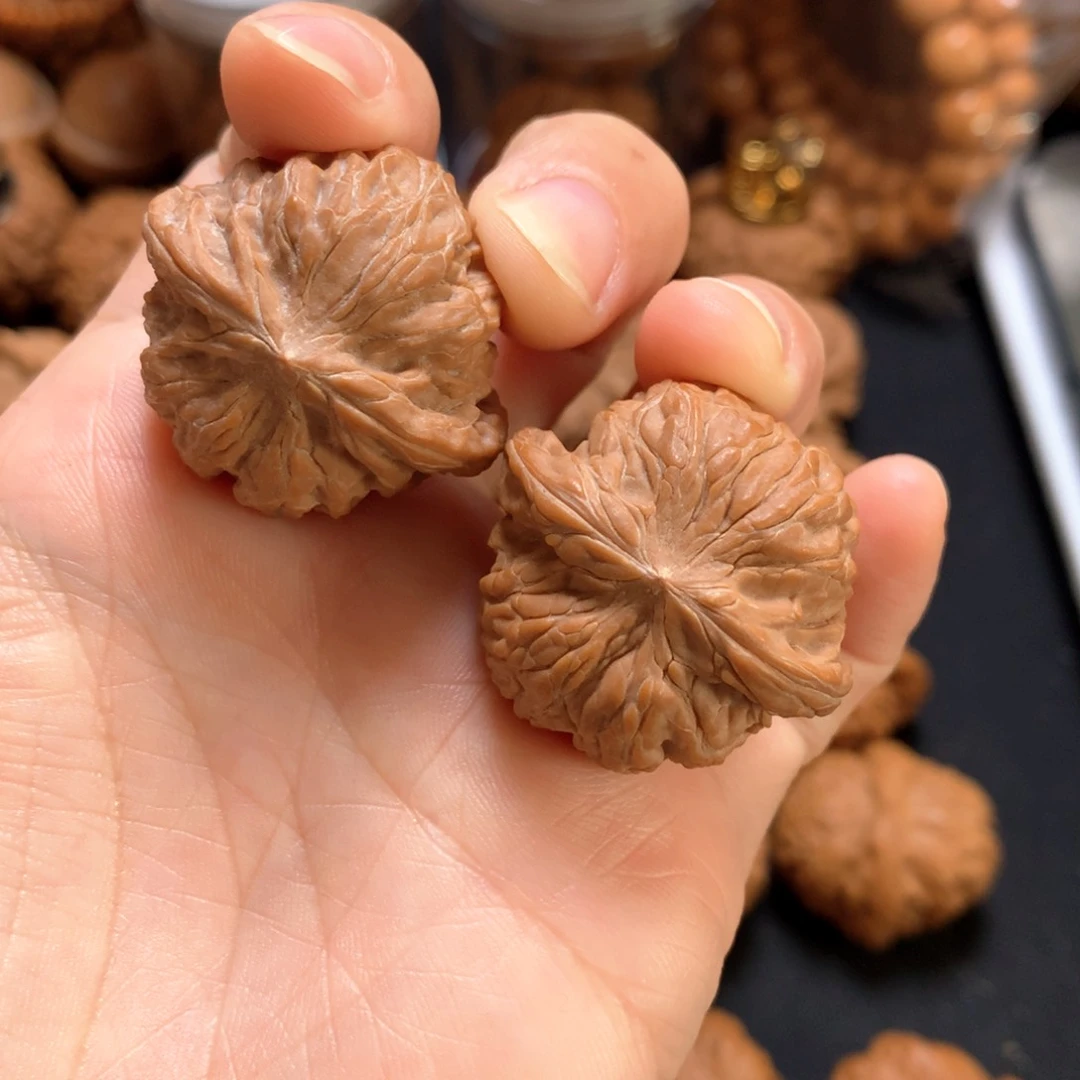 文玩核桃吊坠球磨