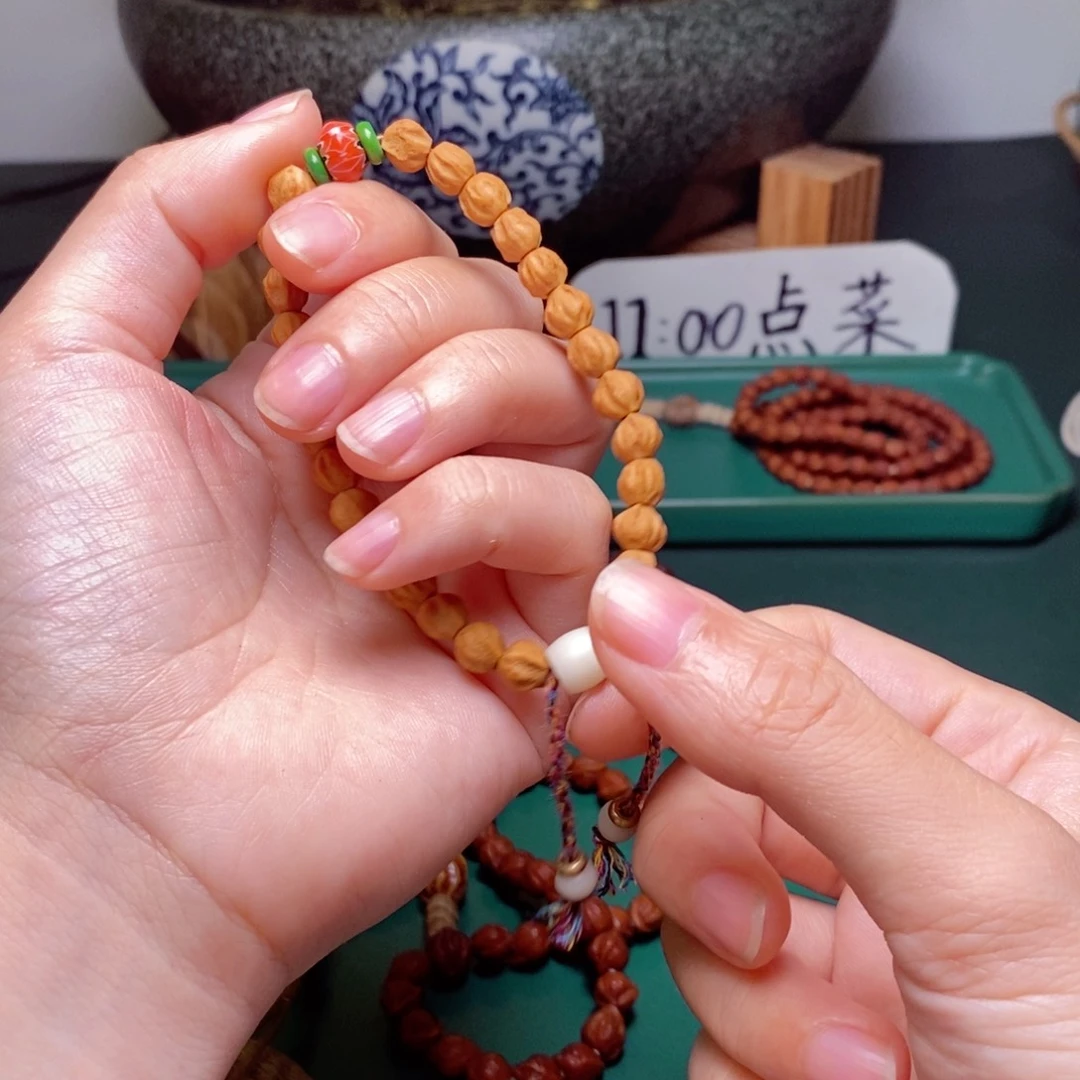 吊坠柏香籽/百香籽117.7莲花