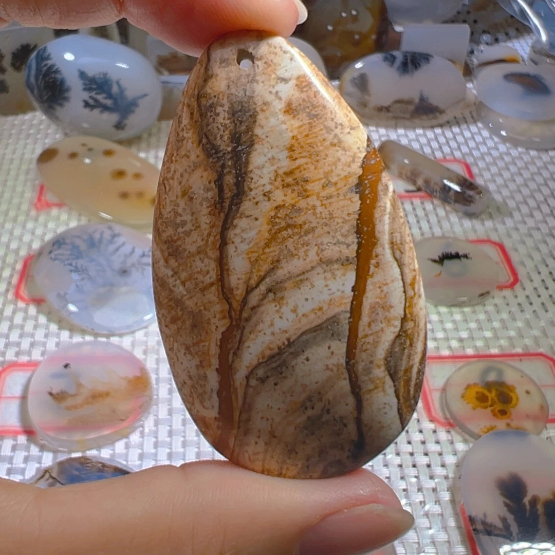 未镶嵌颈饰玛瑙/玉髓