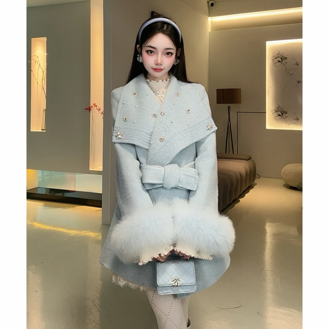 NICE KIKI【凛冬恋歌】2025秋冬轻奢狐狸毛双面羊毛千金大衣089