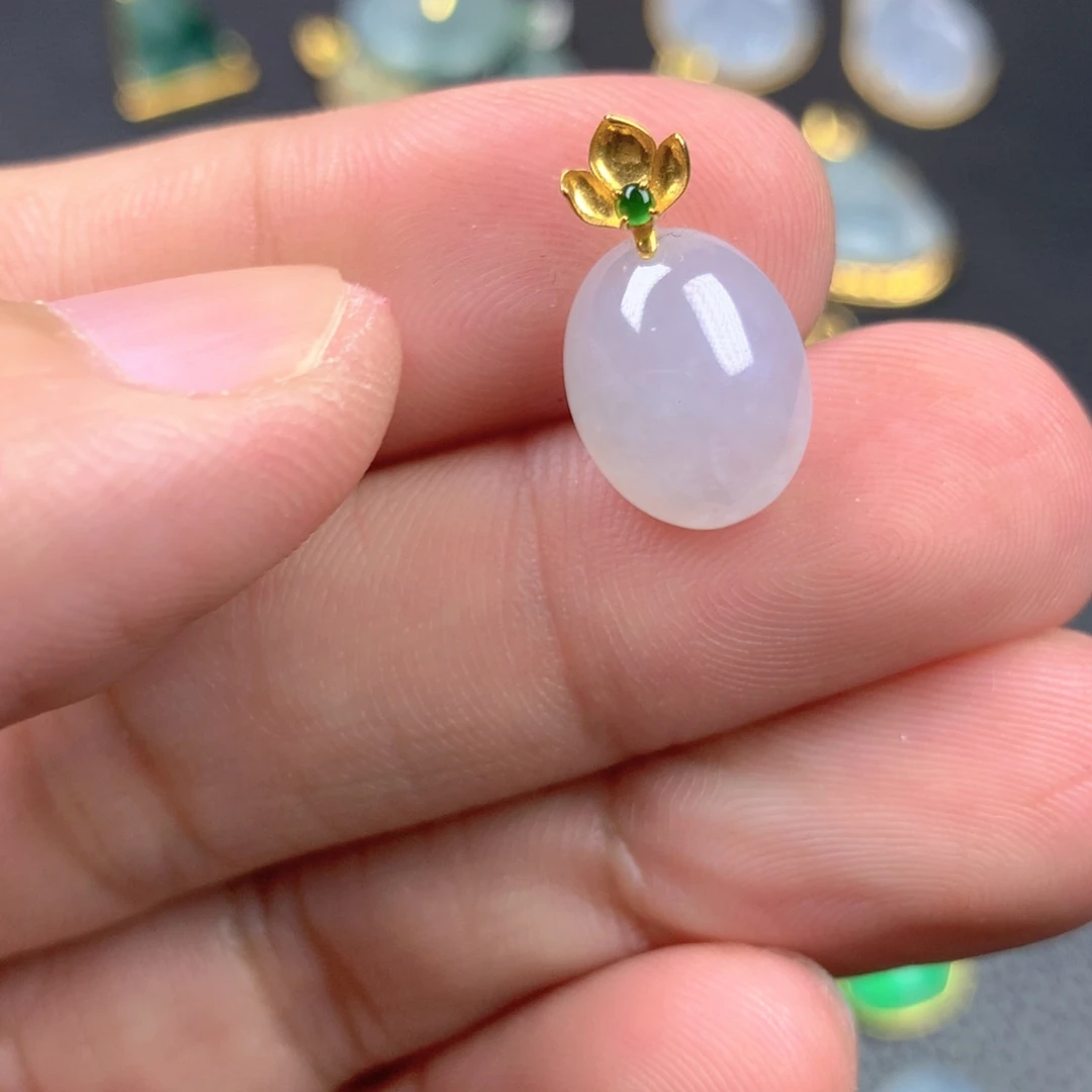 【闪购商品】颈饰18K金镶嵌翡翠翡翠
