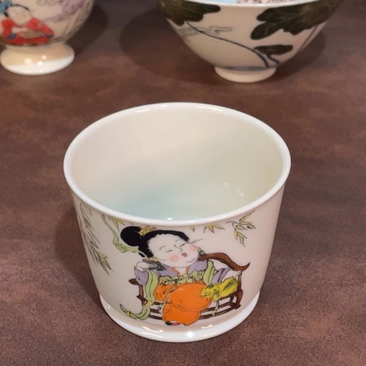 晓****微瑕。          小雅。            35