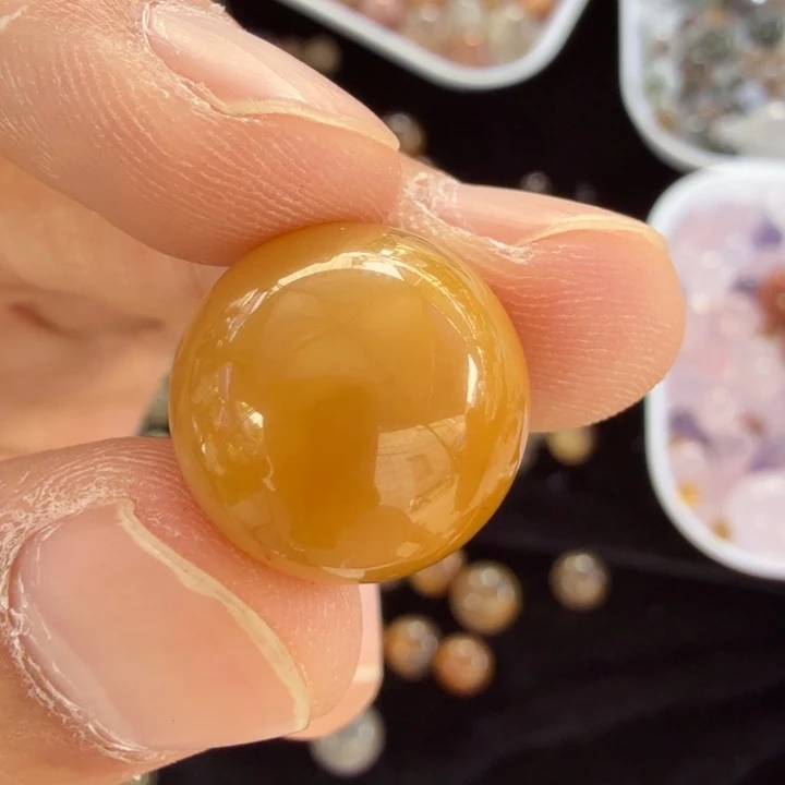 水晶珠宝半成品未镶嵌是***吖