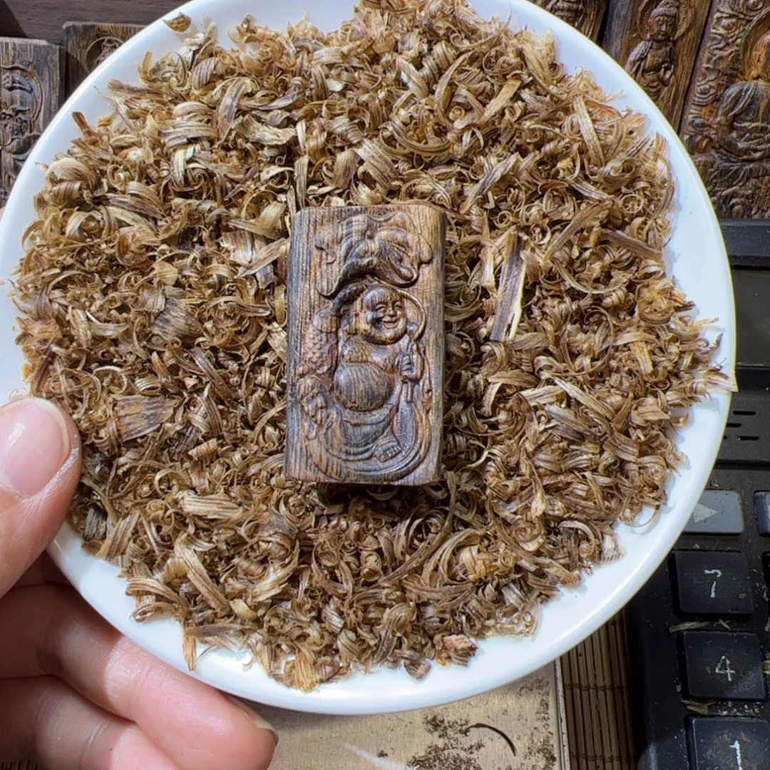 沉香沉香碎屑白棋弥勒8.4克