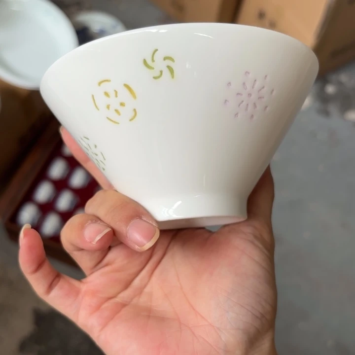 青瓷景德镇陶瓷两只微瑕
