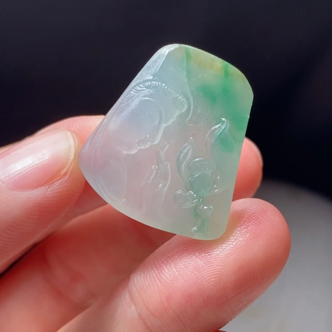 定制翡翠未镶嵌观音