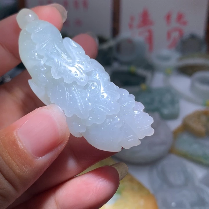 翡翠未镶嵌颈饰保真天然A货翡翠