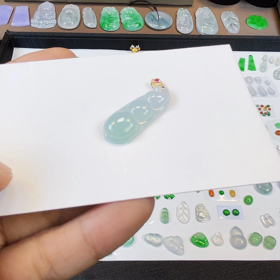 翡翠18K金镶嵌吊坠(不含链)FT056 18k镶嵌福豆