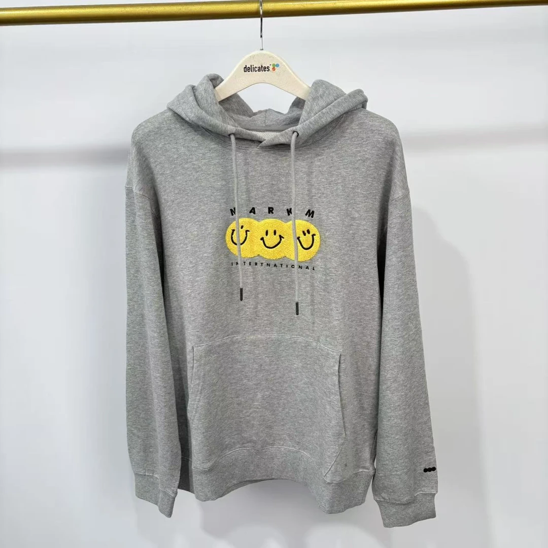 MM 韩系秋季男款冷灰色字母笑脸刺绣连帽卫衣 MDIBH86060 86060