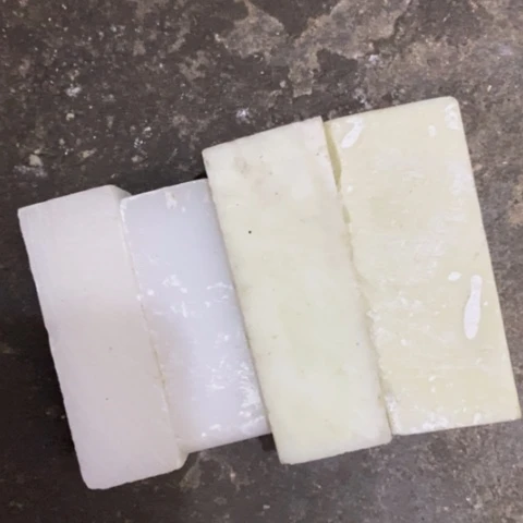 未镶嵌和田玉（糖玉）挂件