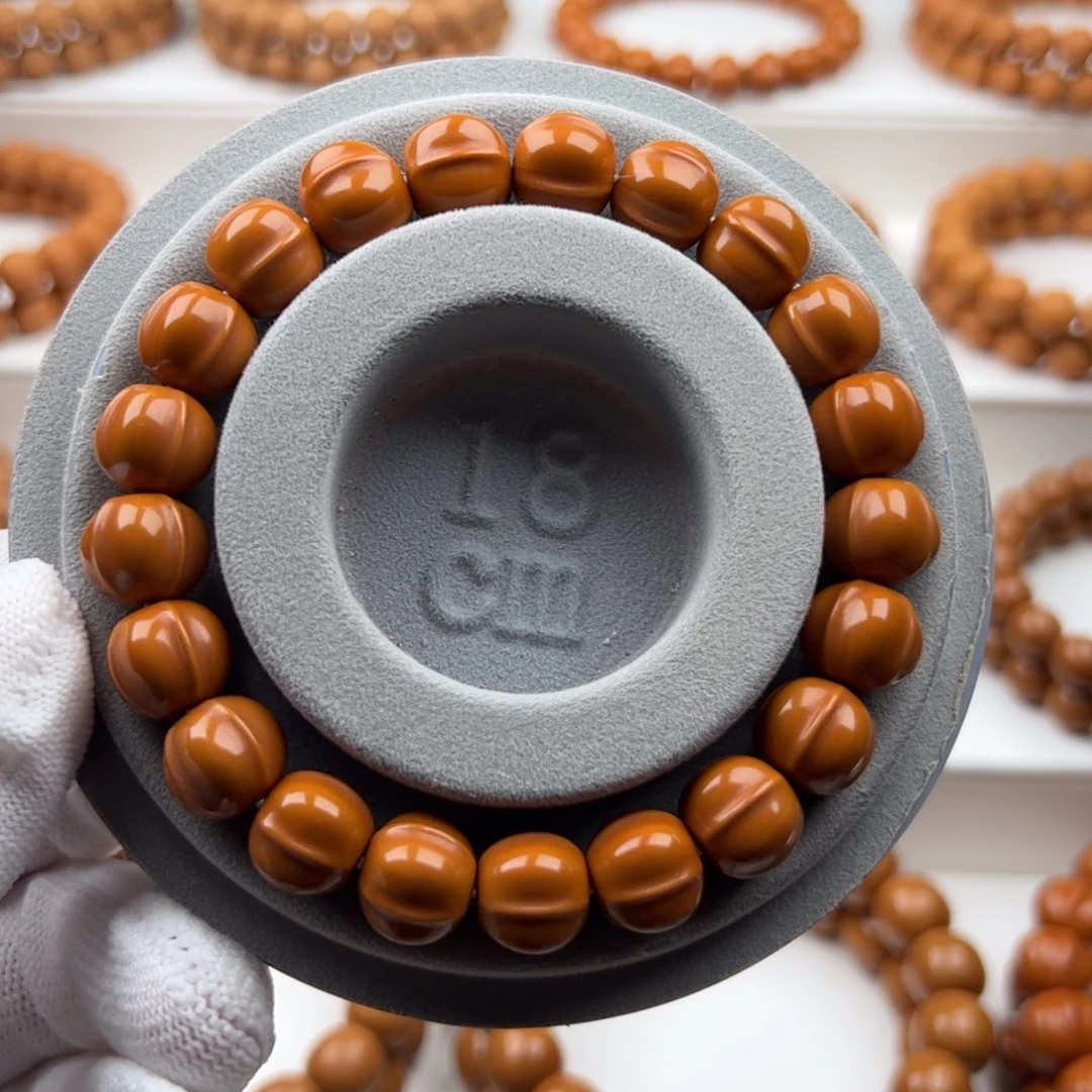 猴头核桃吊坠喵****?鲨鱼