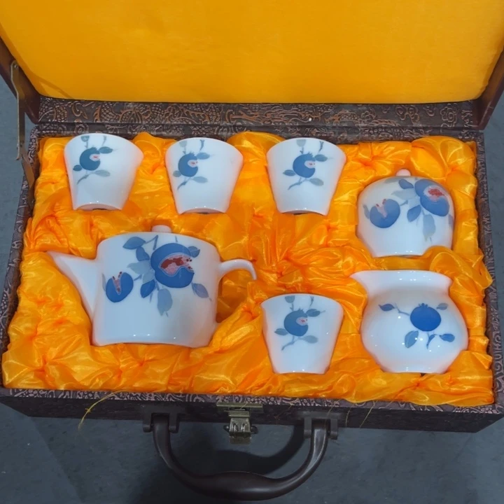 醴陵高温瓷釉下手绘茶*