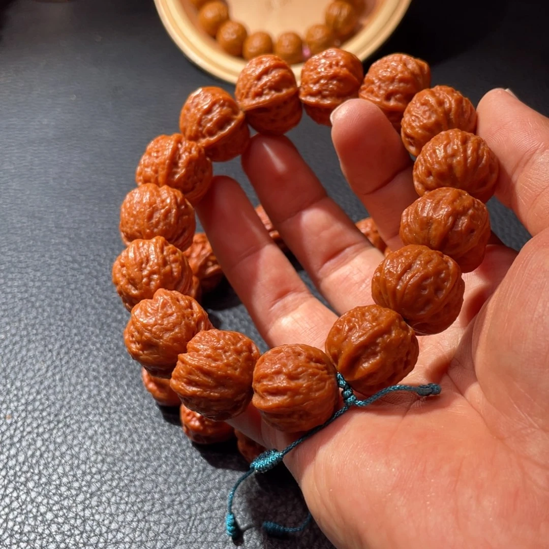 文玩核桃手串礼物